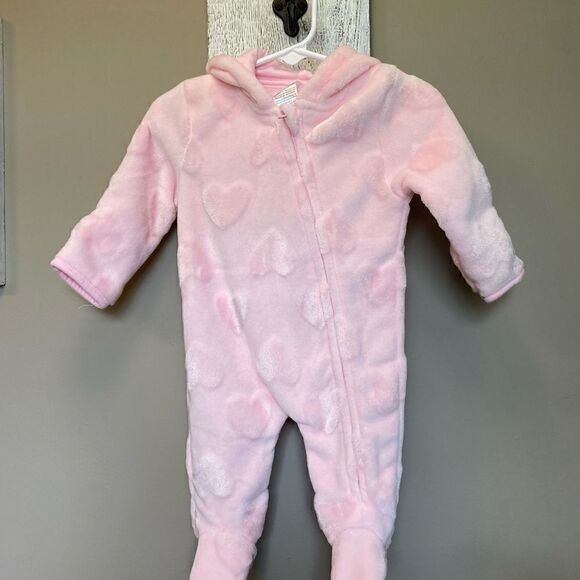 Little Beginnings 0-3 Baby Girl Plush Pink Footie with Hood - Picture 1 of 4